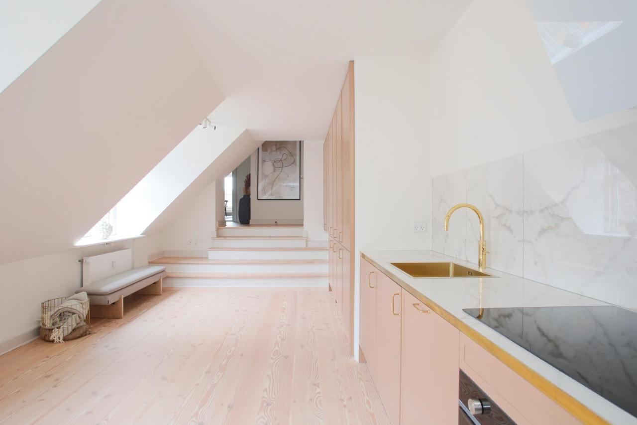 Modern 3Br Duplex Apartment In Nyhavn W Private Balcony Копенхаген Екстериор снимка